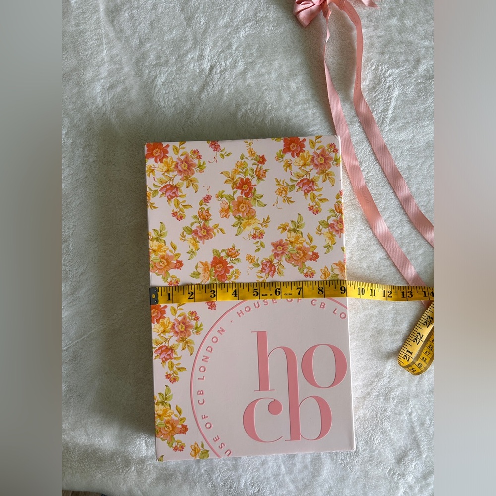 House of CB Gift Box - Picture 13 of 15